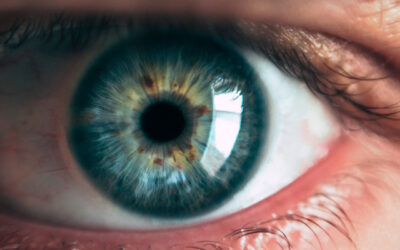 Cirugía Facorrefractiva: la opción más completa para dejar de usar lentes después de los 45–50 años